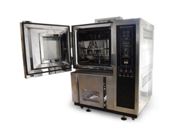Ozone aging chamber