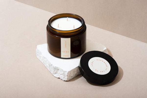 Do Scented Candles Give Positive Energy?