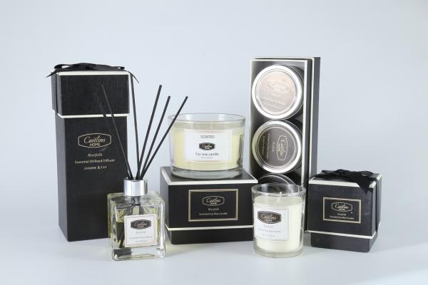 Scented Candle Vs. Reed Diffuser