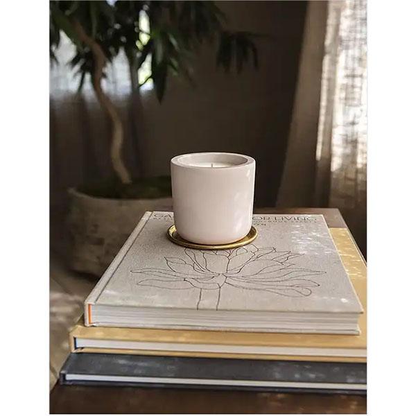 home fragrance scented candle