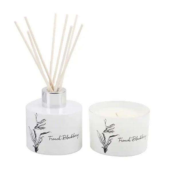 air diffuser with sticks