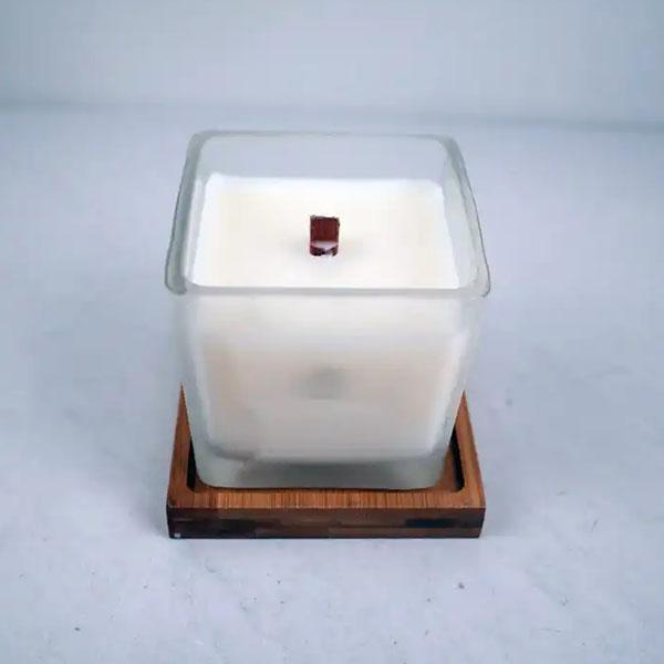 scented soy candle