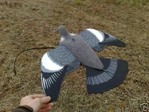 Flocked pigeon decoy