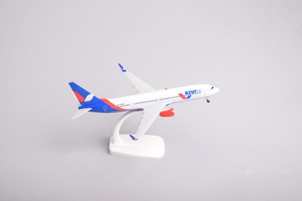 20cm 737-800 AZURAIR Metal Plane Model Aircraft Toy