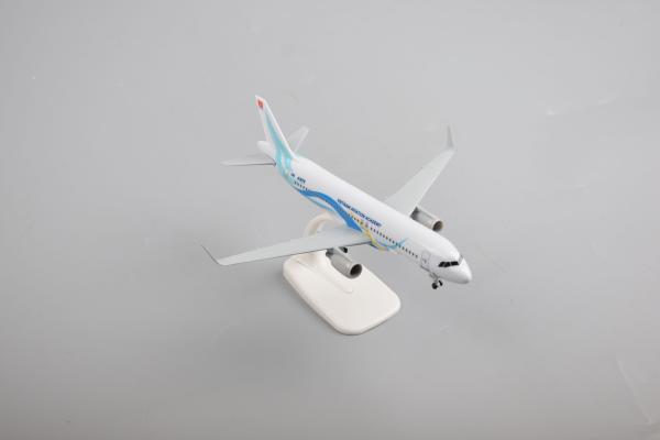 20cm A320 VIETNAM AVIATION ACADEMY With Wheels Resin Aircraft Plane Model Gift