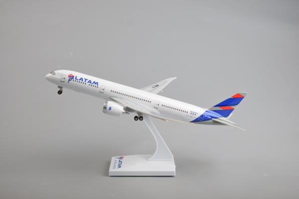 30cm B787 LATAM With light Metal Aircraft Plane Model Gift