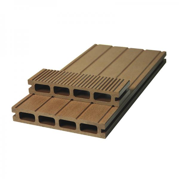 100% Recycled Decking